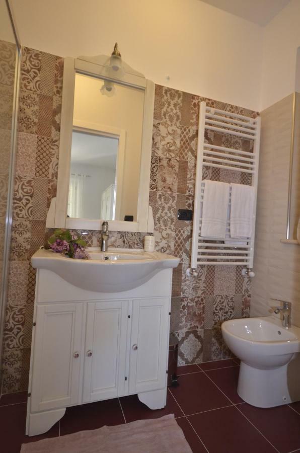 B&B Mero' Room Spinetoli Екстер'єр фото